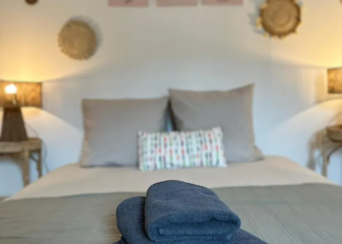 Large In Center * أونفلور